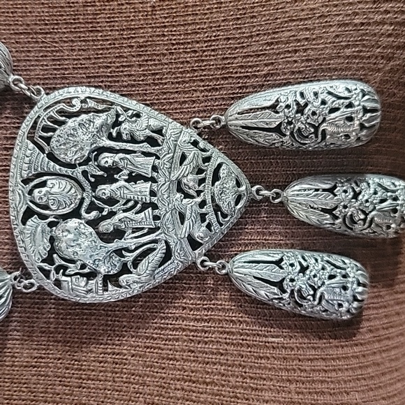 Vtg. Hobe Egyptian Revival Pendant & Necklace - Picture 3 of 5